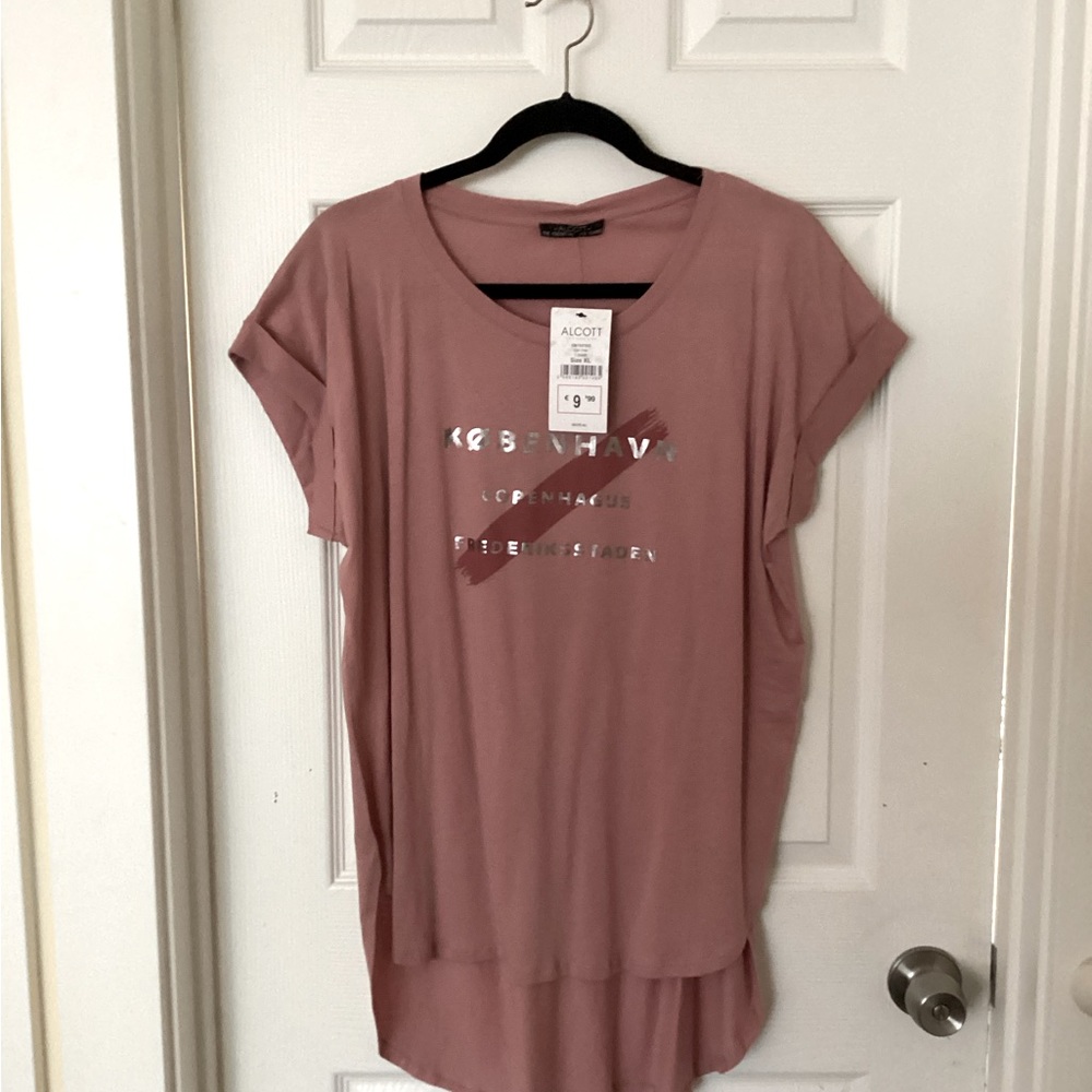 ALCOTT the essential T-shirt